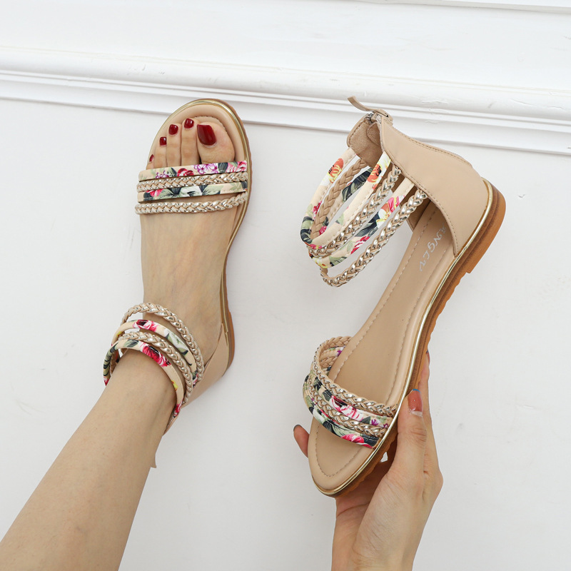 Foreign trade flat bottom roman shoes 2024 new ladies fashion casual sandals holiday travel flower cloth beach 914-5