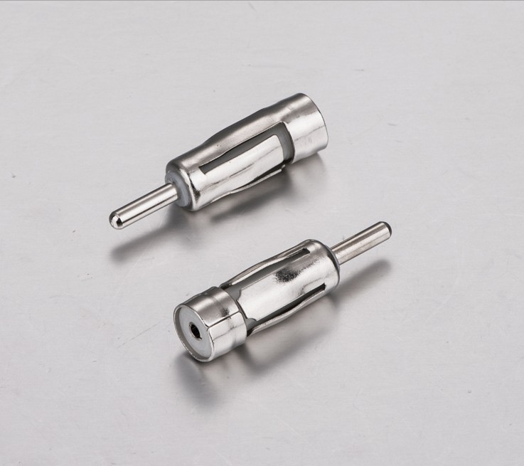 Applicable to Car Audio ISO to DIN Antenna FM adapter plug car radio antenna conversion modification