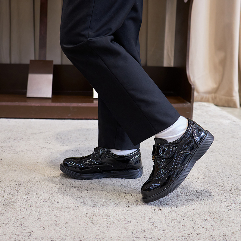 Boys Leather Shoes Fashion Black British Shoes Children's Suit Soft-soled Velcro Shoes for Primary School Children Flower Children Performance Shoes