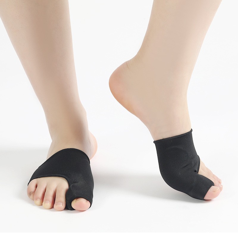 Cross-border manufacturers silicone toe corrector female thumb valgus correction socks toe corrector protection