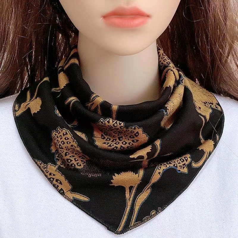 Warm scarf women's autumn and winter neck protection neck protection scarf cover versatile Korean style fake collar new thickened collar triangle scarf