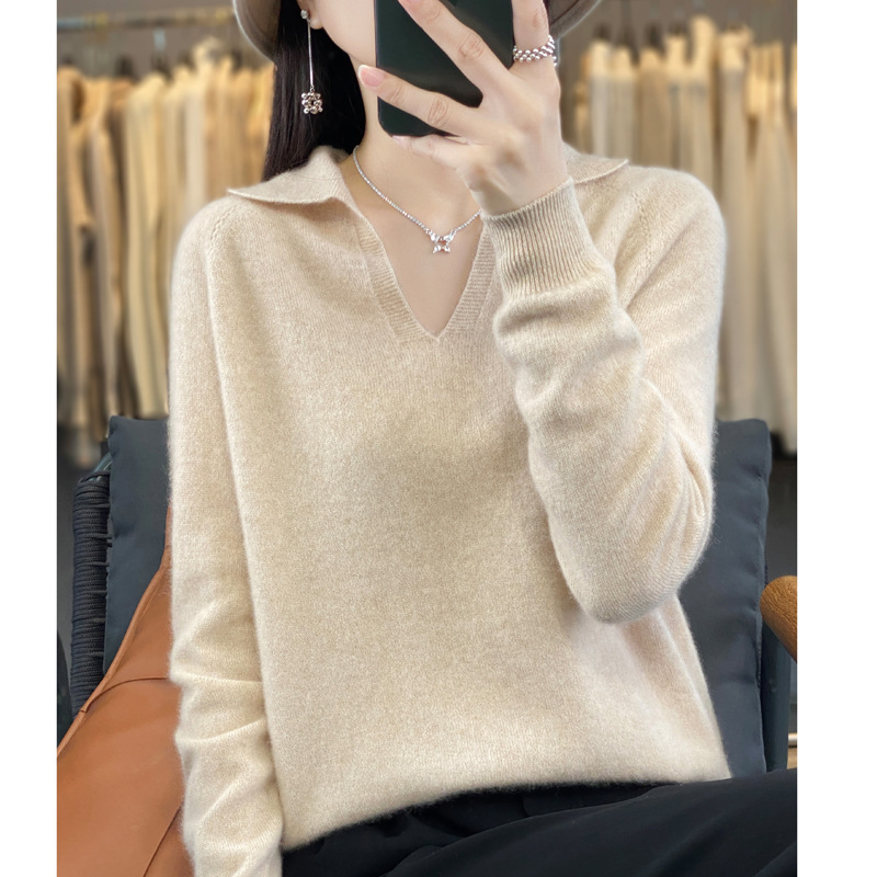 Autumn and winter New 100 pure woolen sweater women's elegant V-neck inner knitted bottoming lapel loose slimming outer sweater