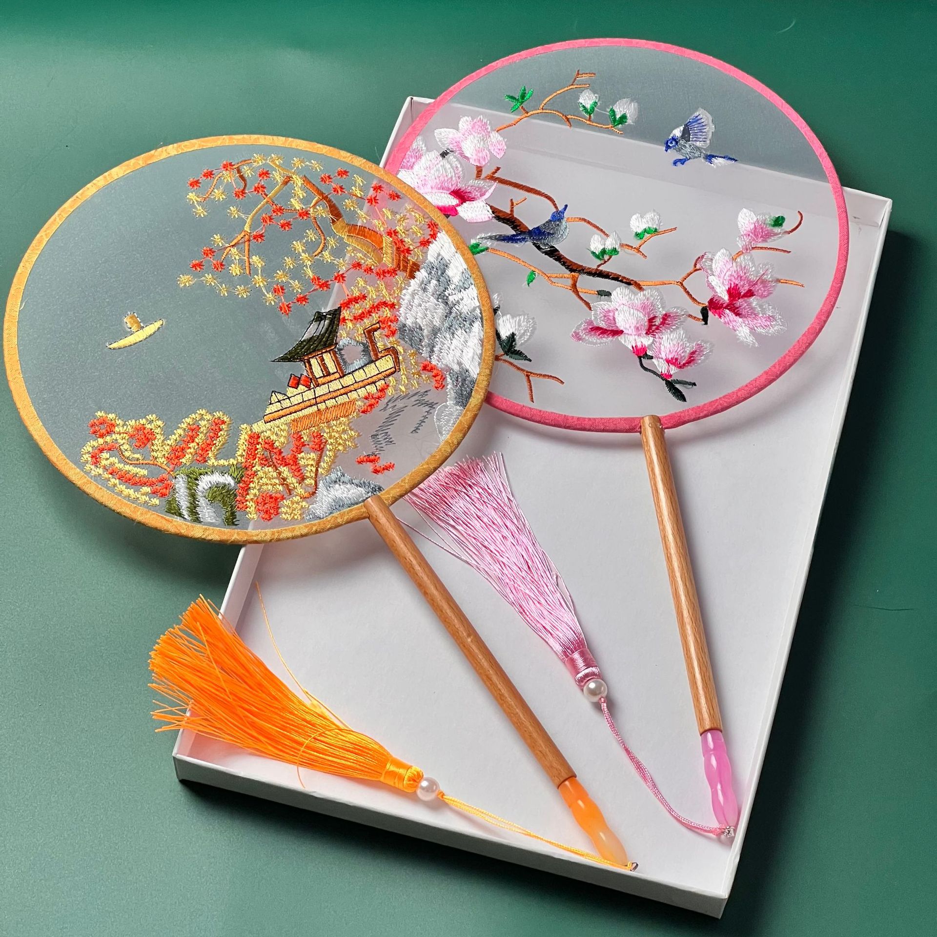 One-sided embroidery round fan * embroidery fan * Hanfu cartoon accessories * Chinese style cheongsam * Lotus crane fan antique