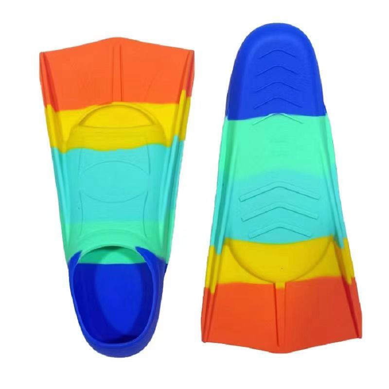 Children's swimming flippers free diving short silicone flippers diving special training frog shoes snorkeling equipment wholesale