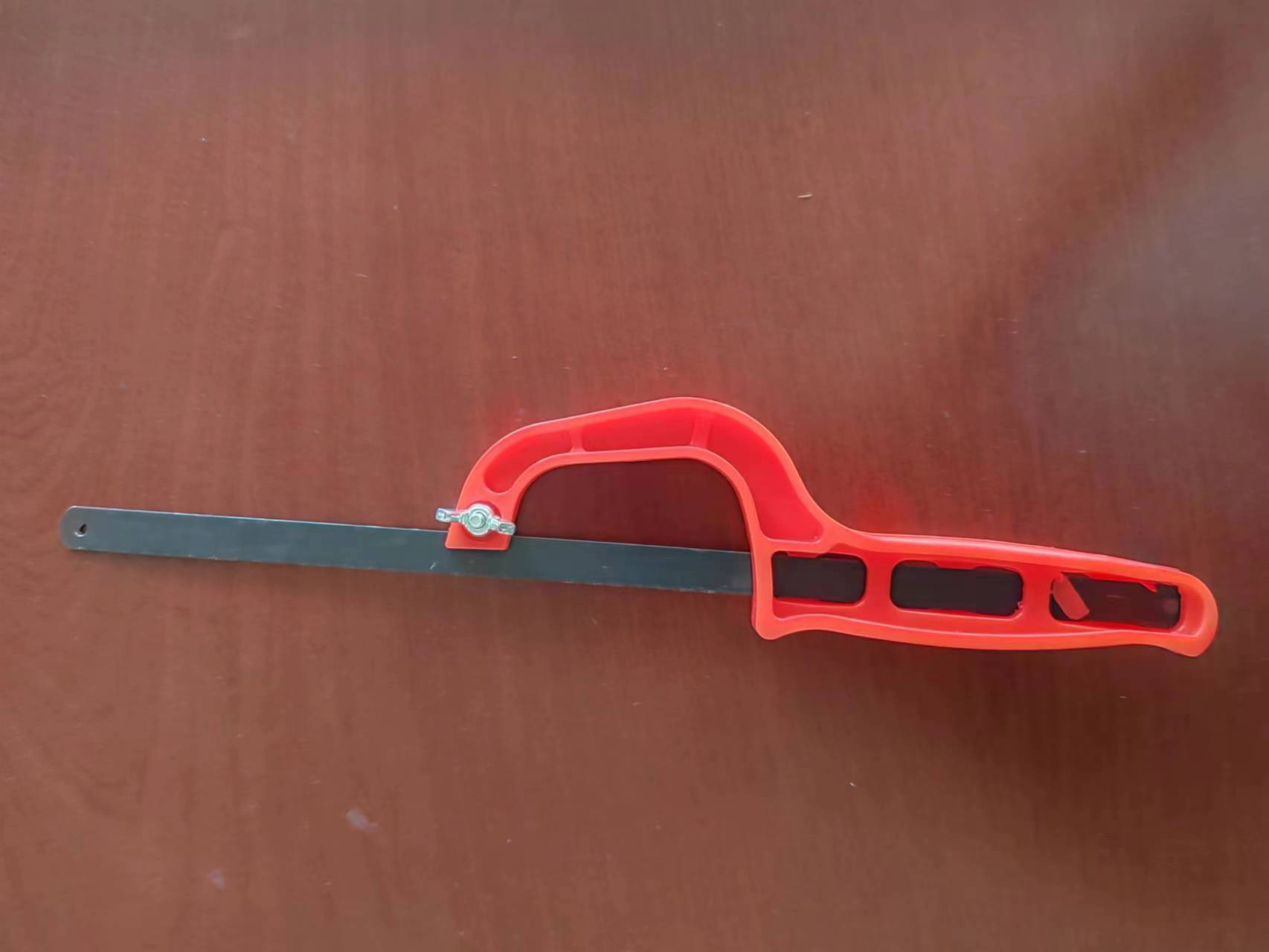 Pocket Hacksaw mini hacksaw woodworking saw portable manual saw plastic mini hacksaw frame factory direct sale discount