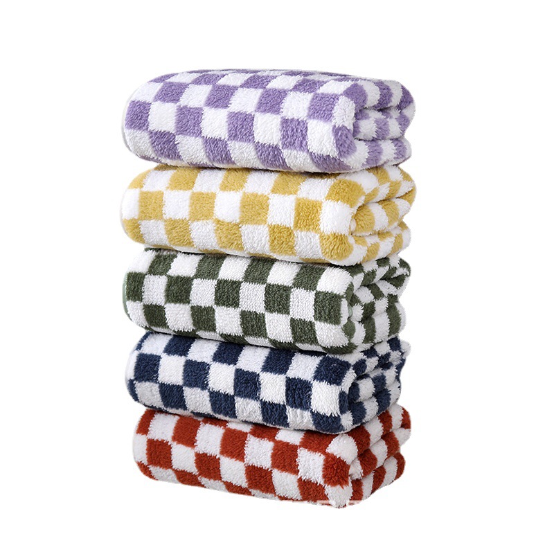 Wholesale high density coral fleece towel solid color tie card gift adult Beach soft microfiber coral fleece towel