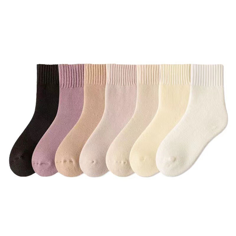 カシミヤの靴下の女性の秋冬のタイプの中で靴下とベルベットの厚い毛の長い筒の月子の靴下の床の睡眠の超厚いストッキング|undefined