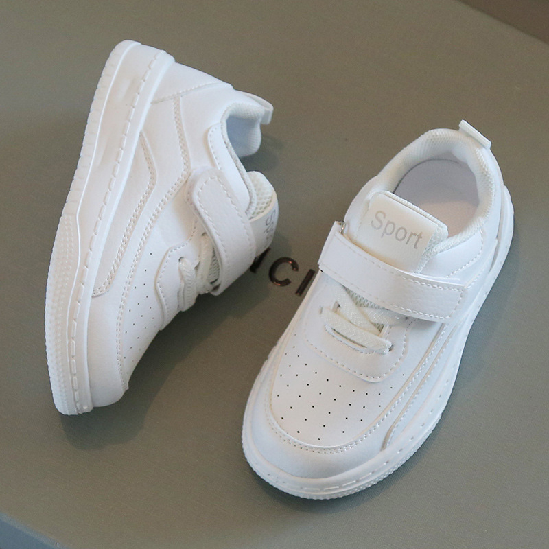 On behalf of children's small white shoes 2024 spring girls sports shoes school boys casual board shoes soft bottom baby shoes
