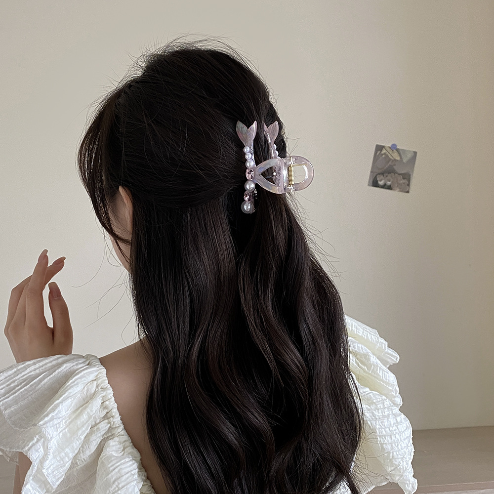 Net rot perle fangen clip halbe krawatte haar clip großhandel temperament strass fangen magische farbe meerjungfrau Ji fischschwanz shark clip_voghion.com