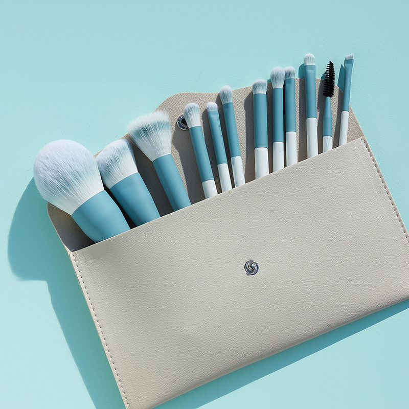 Xiaolai recommend pattern clear sky 12 makeup brushes suit super soft loose powder brush point color brush lip brush beauty tools