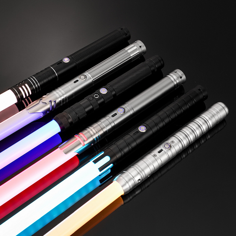クロスボーダー金属レーザー剣星戦光剣7色照明効果音充電可能な2 in 1対1レーザー剣卸売り|undefined