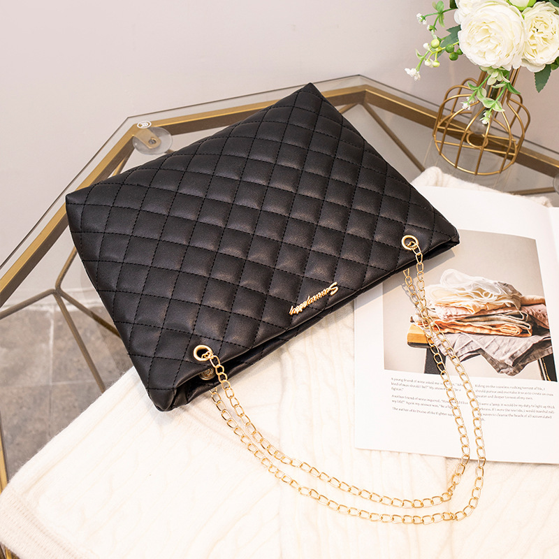 Designer Off-Shoulder Bag  Chain Strap Handbag Women High-End Women's Bag Large Capacity Shoulder Bag