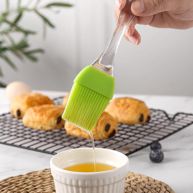 Zibo barbecue manufacturers spot transparent crystal handle large split silicone oil brush barbecue brush