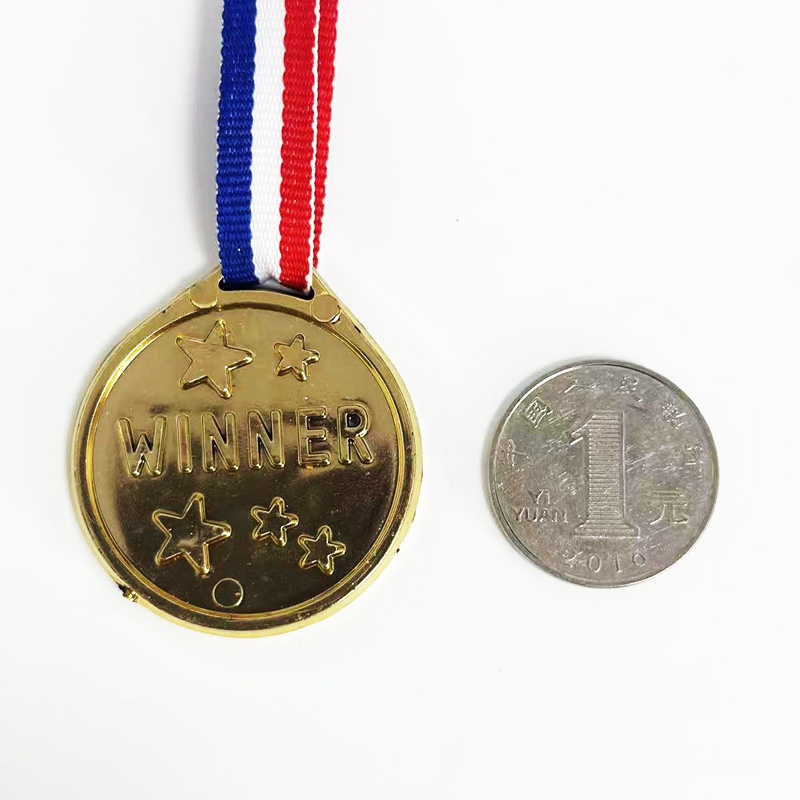 Spot gold medal gold plastic medal listed gold man with lanyard kindergarten sports primary school students stars