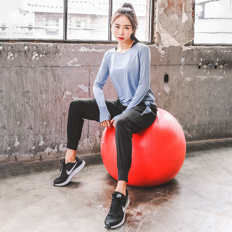 Yoga suit women's professional running sports fitness clothing 2024 new high-end quick-drying gym spring and summer