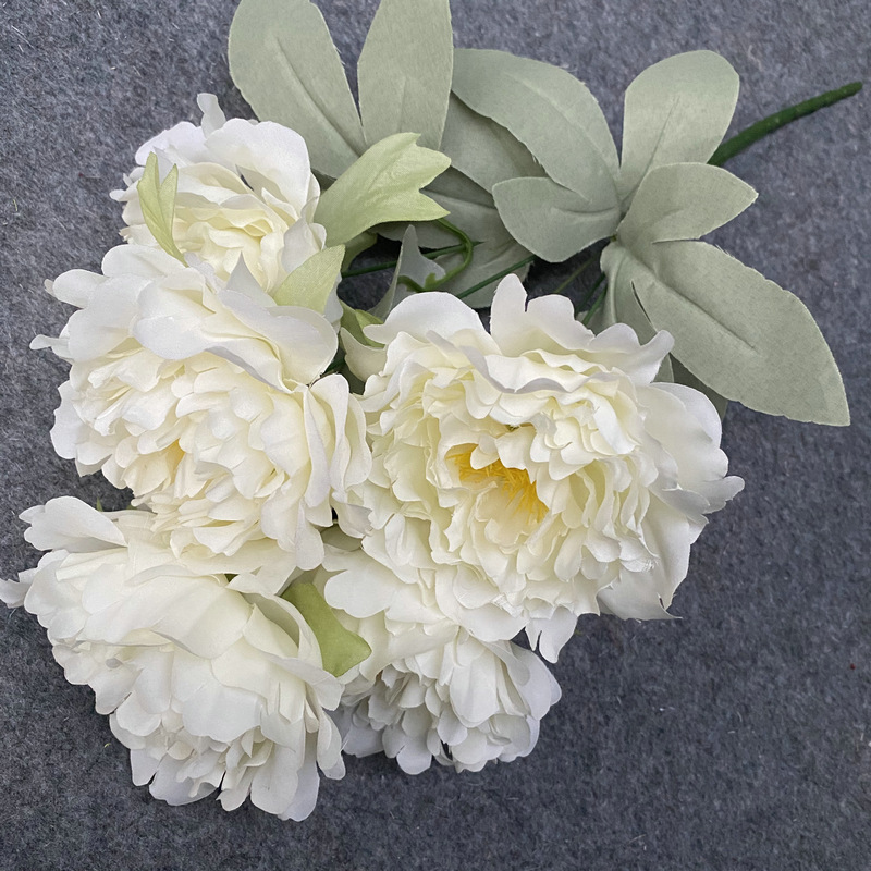 Spring cream with leaves