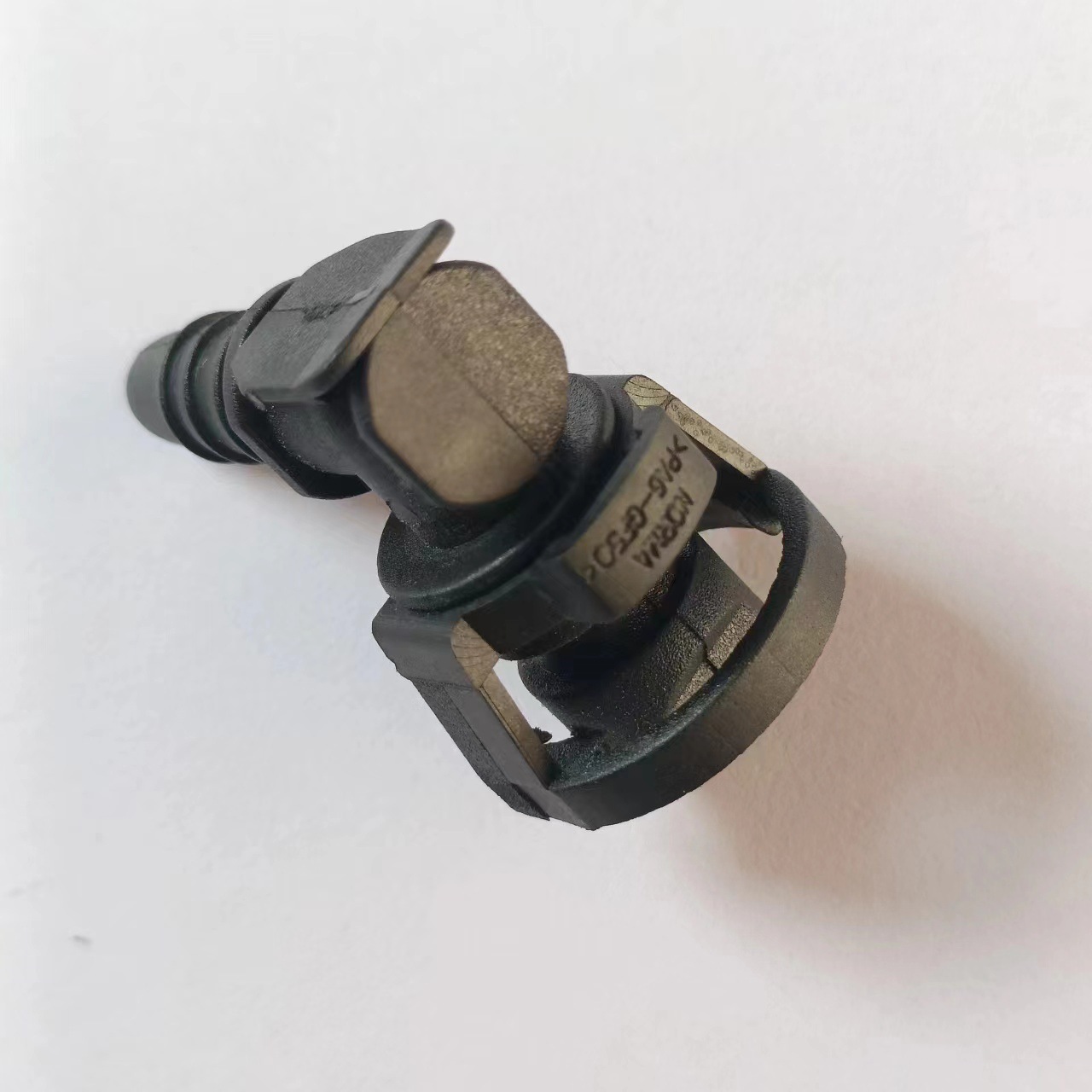 Suitable for Chevrolet Opel Vauxhall water pipe connector warm feng shui pipe connector 55354565 cross-border auto parts