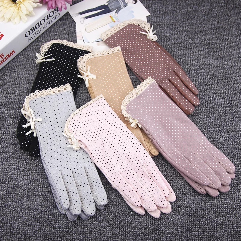 Summer new sunscreen Gloves Ladies summer cycling thin touch screen Ice Silk etiquette gloves women wholesale outdoor driving