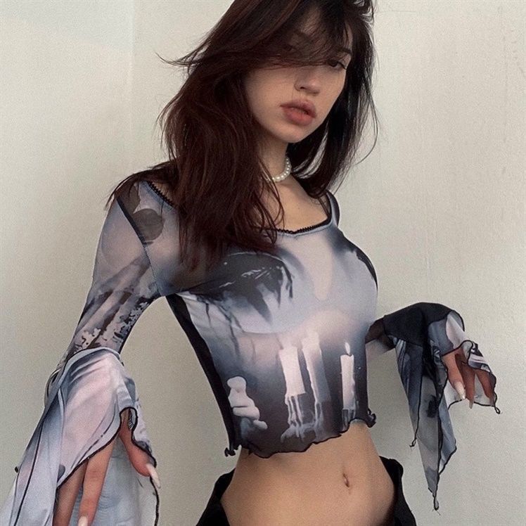 Sexy short printed navel-revealing slightly see-through sunscreen long-sleeved top with ear-cut hot girl short slim fit hot girl T-shirt