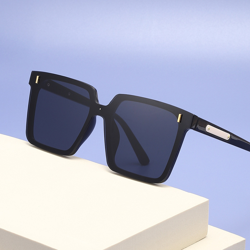 2022 New Mi Nail Sunglasses jm Fashion Advanced Cyber Celebrous Large Frame Slim Little Red Book Hot Sunglasses