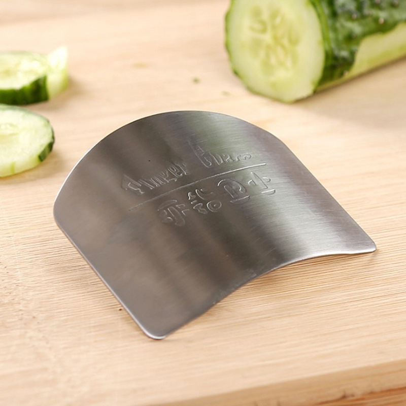 Stainless Steel Finger Protector Cutting Vegetable Hand Protector Finger Guard Kitchen Meat Cutting Finger Protector Anti-cutting Artifact