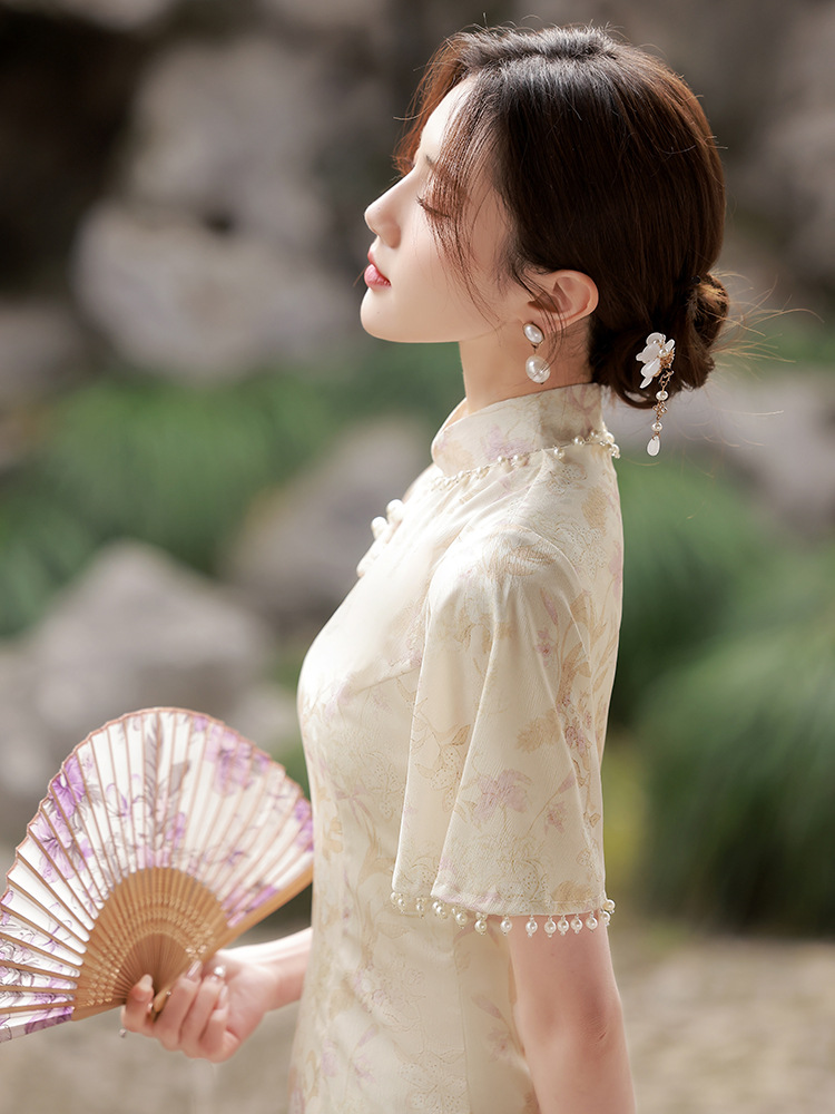 New Chinese Cheongsam New 2024 Improved Girl Summer High-end Young Long Elegant Elegant Dress