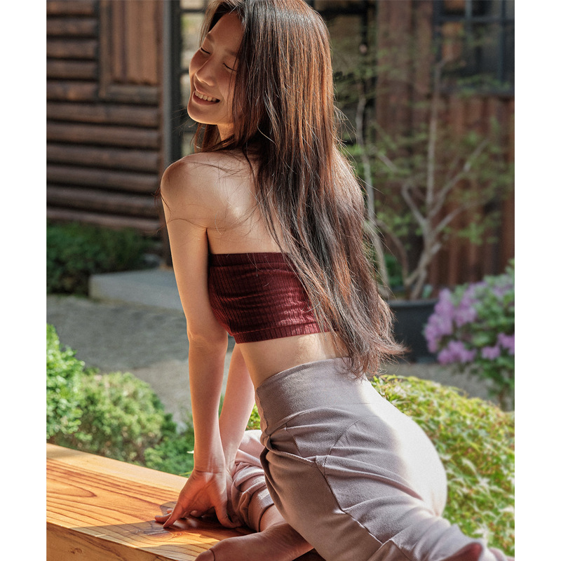 2023 Summer New Yoga Wear Vest Strapless Belted Chest Vest Ultra Short Slim Look Cool Sports Pilates