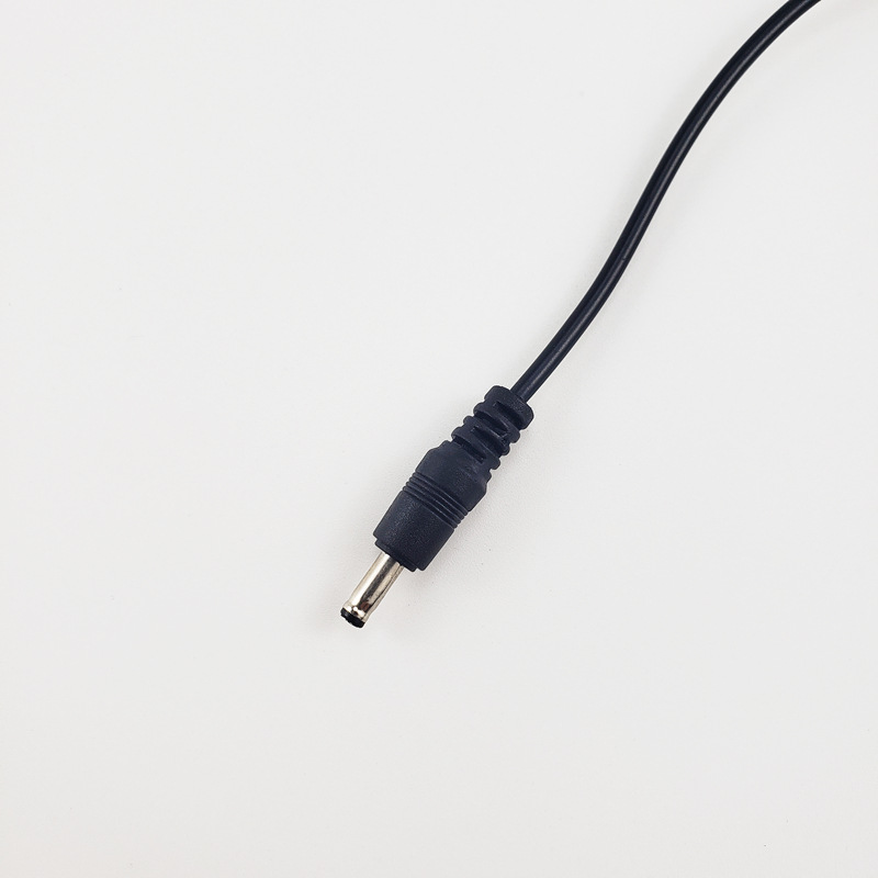 USB to DC3.5 * 1.35mm hub Bluetooth small speaker big head line Charger line 5V power cord connection