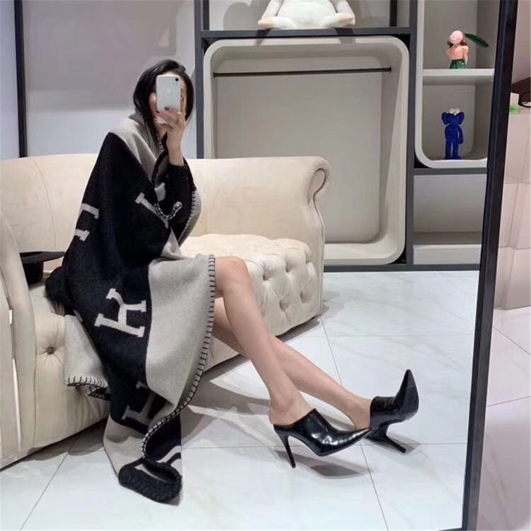 Внутренняя Монголия Light Luxury H Семейное кашемировое одеяло с шалью Офисное маленькое время Такое же двустороннее одеяло для дивана с кондиционером