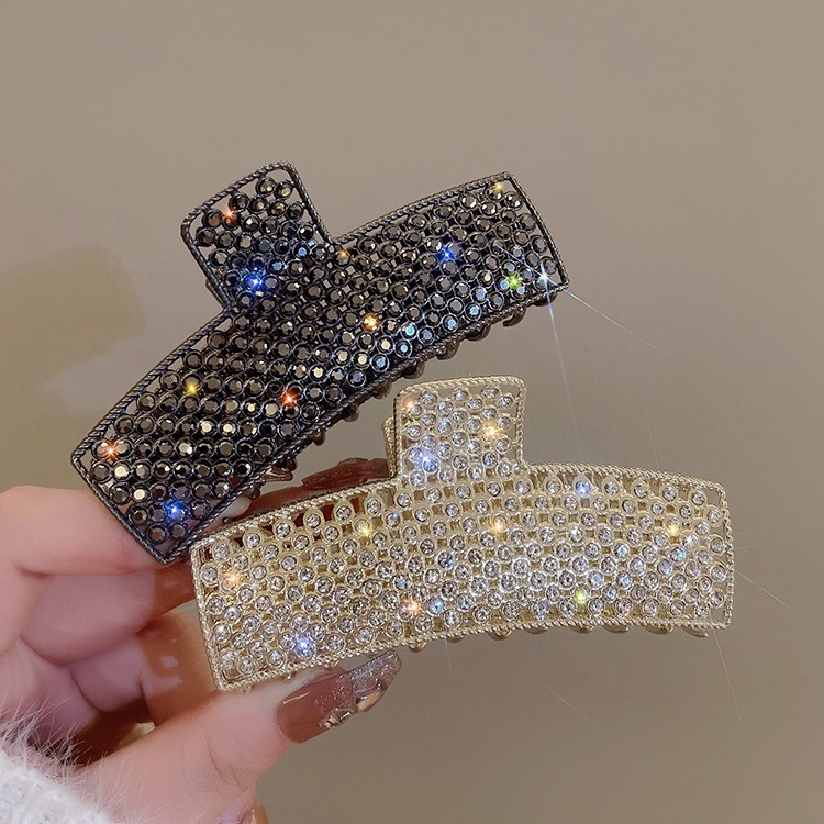 Voll Diamant Metall Hoerklammer Damen High-End Hoeraccessoiren Mëttel a Grouss Shark Clip Réck vum Kapp Hoerklammer Cyber ​​Promi Hoerklammer Kappbedeckung_voghion.com