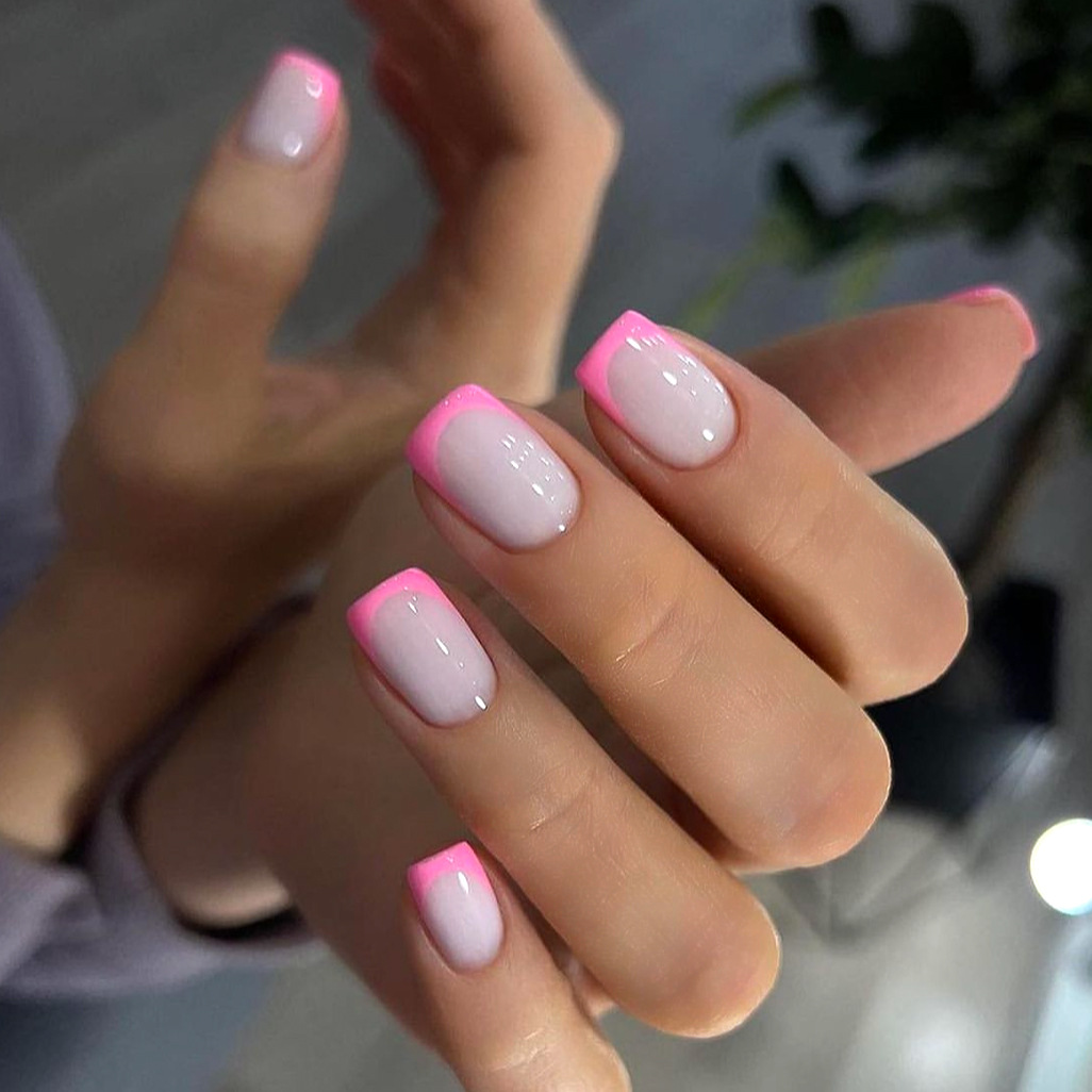 穿戴甲片短款簡約粉色法式美甲片批發指甲片穿戴式press on nails