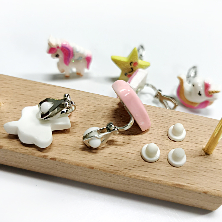 Can be new children's ear clip cute cartoon ear clip without ear hole earrings mermaid unicorn ear clip manufacturers straight