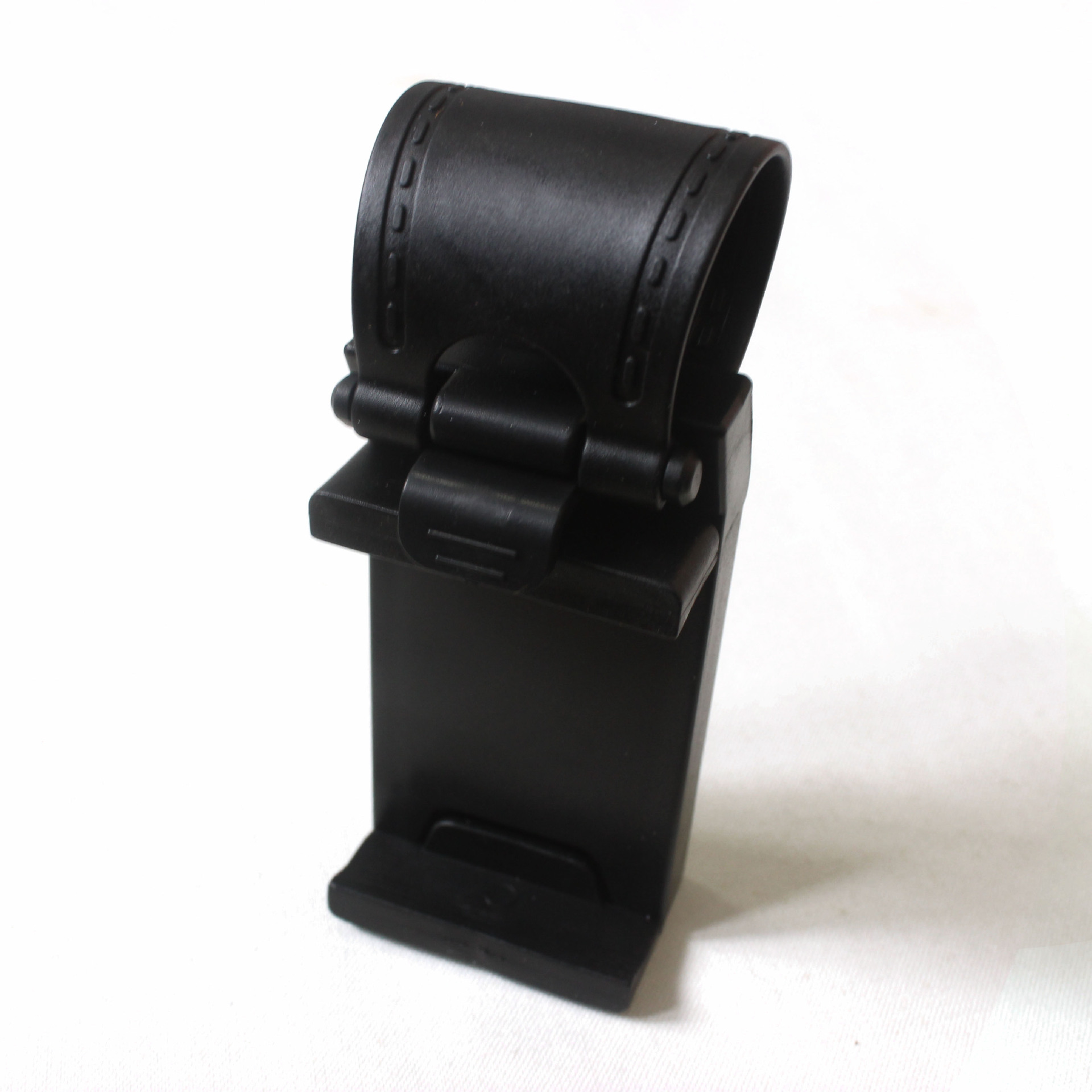 Car Accessories Car Mobile Phone Holder Hanging Buckle Car Steering Wheel Mobile Phone Holder Navigation Mobile Phone Holder