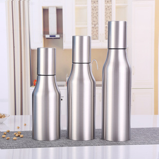 New stainless steel large capacity oil jug household kitchen manual with lid portable oil jug seasoning bottle wholesale