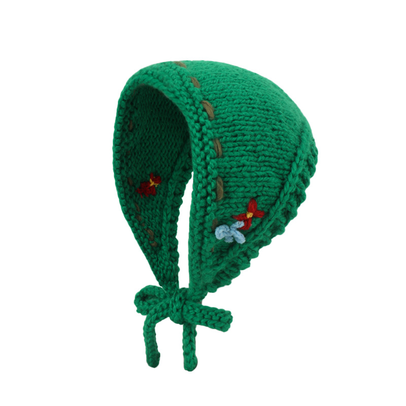 Japanese retro handmade knitted triangle scarf for women autumn and winter ins sweet cute flower wool headscarf toe cap hat