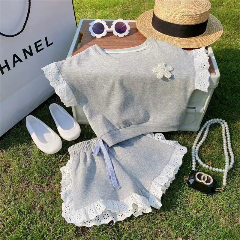 Girls' 2023 New Summer Set Baby Korean Casual Lace Short-sleeved T-shirt Children's Shorts Cotton