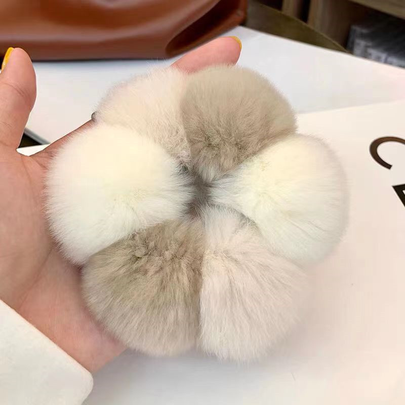 Factory wholesale autumn and winter New Real Rex rabbit hair ring ins hair rope color large intestine Korean hair accessories
