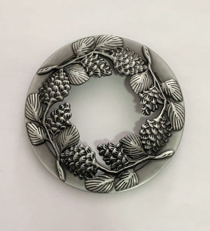 Embedded Wrought Iron Aromatherapy Candle Smart Cover Zinc Alloy Candle Accessories Heat-gathering Anti-hanging Wall Hollow Cover