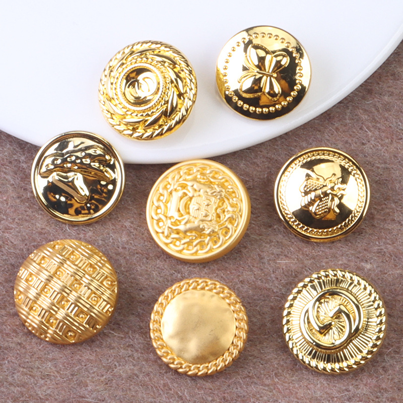 Vintage Gold Metal Button Embossed Pattern Hand Sewn Button Fashion Woolen Coat Trenchcoat Coat Button Wholesale