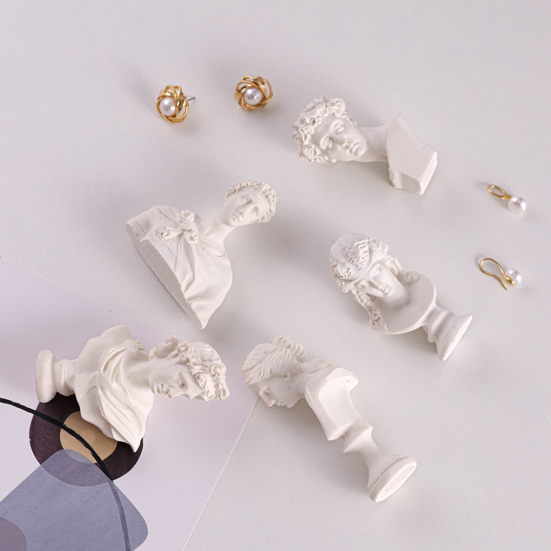 Resin portrait White Venus David jewelry display decoration mini statue jewelry shooting props ornaments