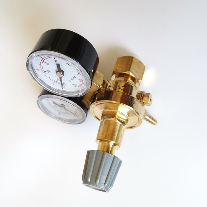 All copper Italian mini carbon dioxide/argon pressure reducer Mini pressure reducing valve pressure gauge