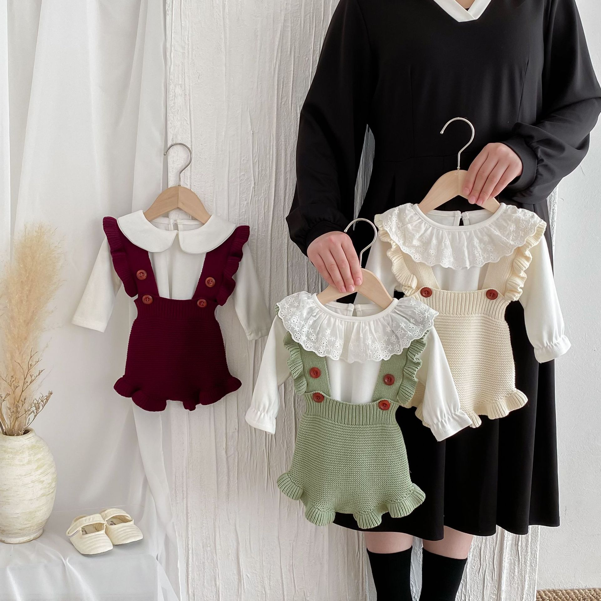 Baby's Autumn Wear Korean-style Ruffled Strap Pants for Female Baby's Buckle Clothes Baby's Western-style Sweet Climbing Suit