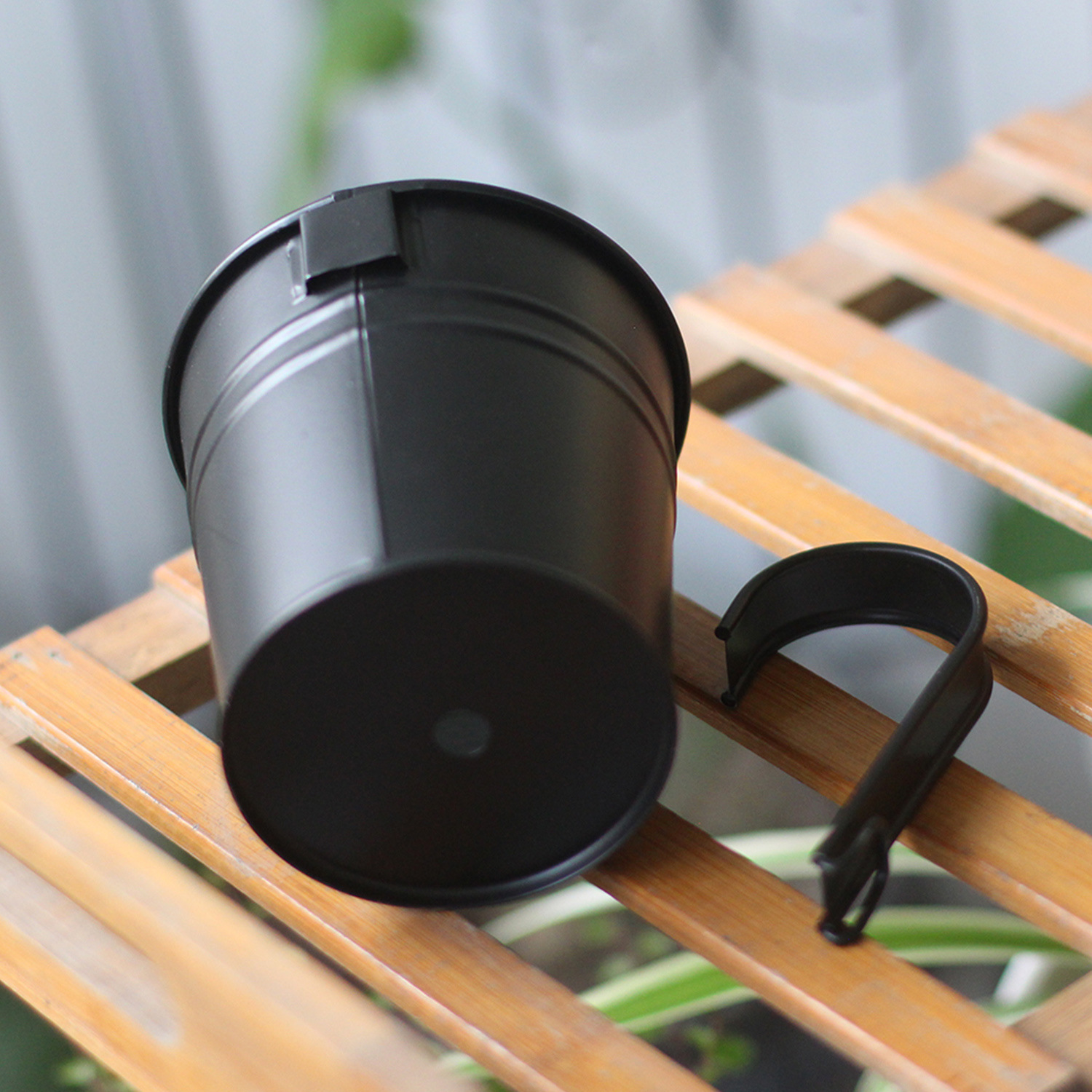 Cross-border Amazon ins Simple Black and Old Tin Flower Bucket Flower Bucket with Removable Hook Decorative Flower Flower Bucket
