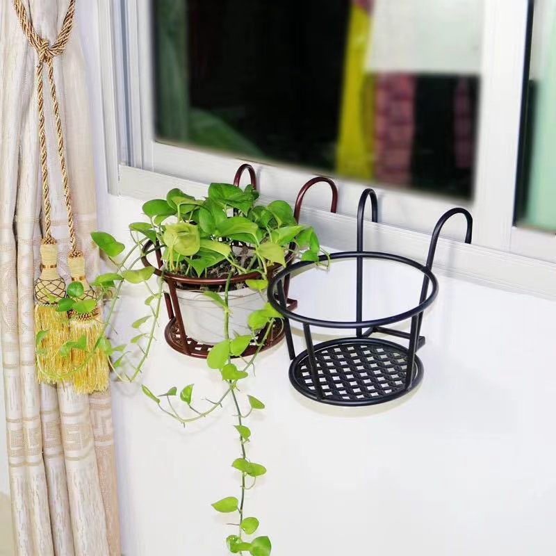 Factory direct balcony flower rack wrought iron hanging flower pot rack railing green flower rack indoor storage rack
