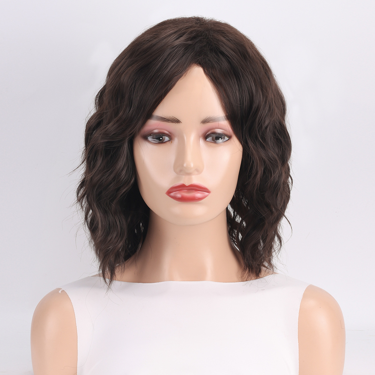 Piiriülesed Euroopa ja Ameerika moeparukad naistele kohevad esiletõstmised gradientlühikesed keemilisest kiust täispea parukad tehase hulgimüük_voghion.com