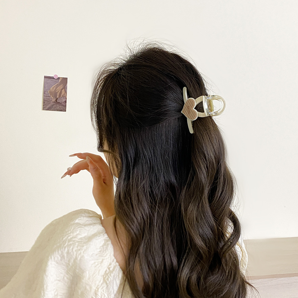 Neue liebe haar clip halb haar krawatte mode haarnadel kinder haar zubehör außenhandel heißer verkauf kopfschmuck kleine größe shark clip 7cm_voghion.com