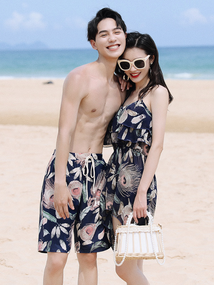 Seaside Beach Couples Swimsuit 2021 New Couple Honeymoon Vacation Bikini Set Hot Spring Swimsuit for Men