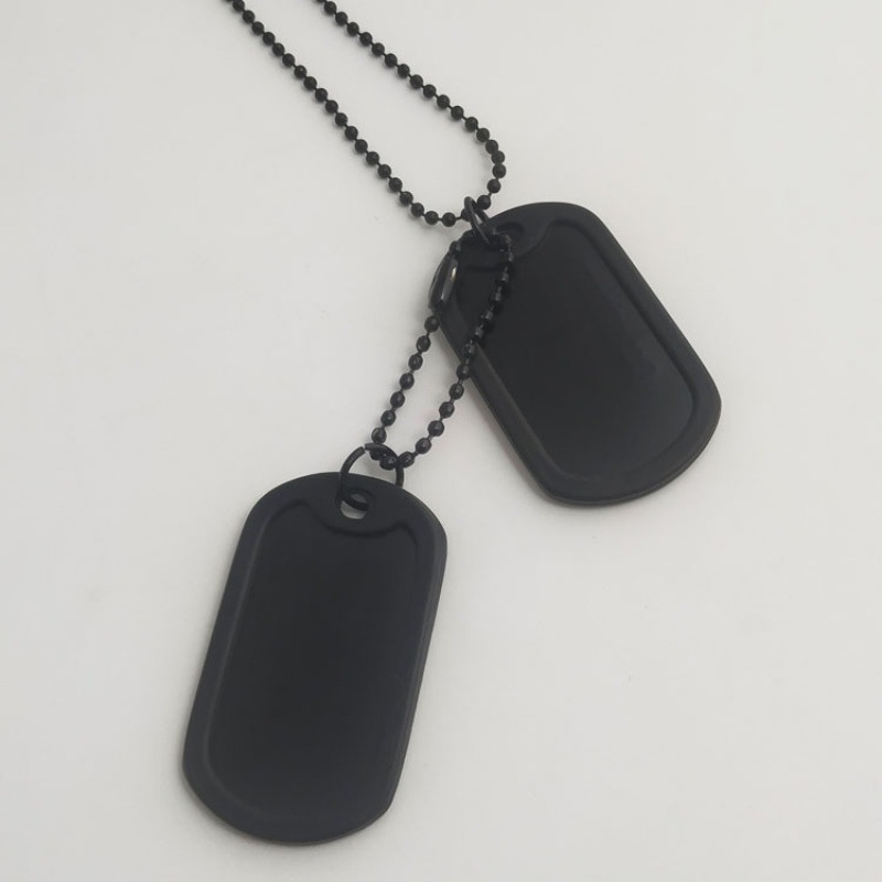 Our factory directly supplies a large number of spot European and American four-row letters double-label dog necklace American soldier brand men's wholesale pendant
