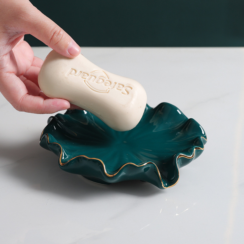 Luxury Ceramic Soap Dispenser Creative Hotel Bathroom High-End Drain Soap Tray Household Lotus Soap Dish Tray