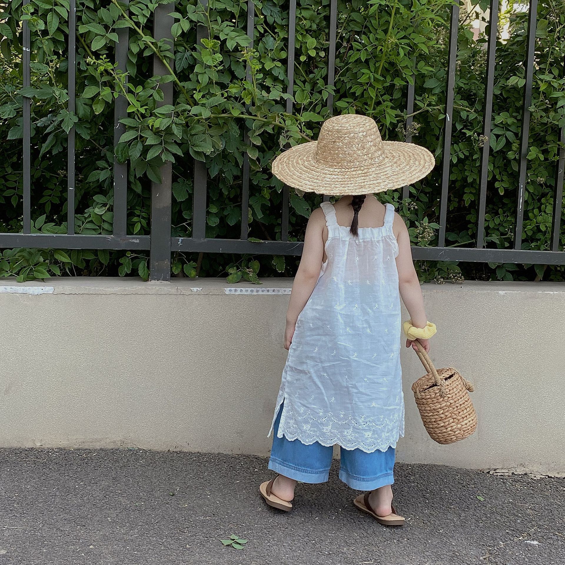 女童韩版夏款刺绣提花白色蕾丝甜美长款吊带+阔腿裤两件套分开拍